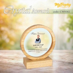 MyUniform Crystal Award
