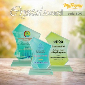 MyUniform Crystal Award
