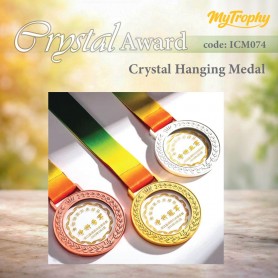 MyUniform Crystal Award
