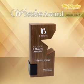 MyUniform Wooden Award