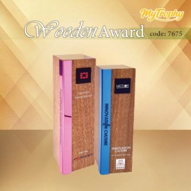 MyUniform Wooden Award