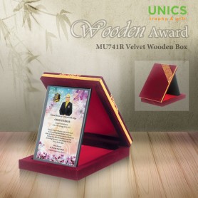 UNICS MU Wooden Box