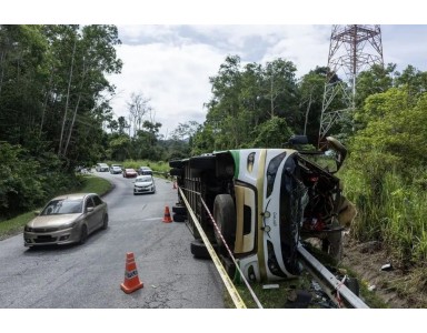 Tragic Accident on East–West Highway: UPSI Student Bus Crash Kills 15